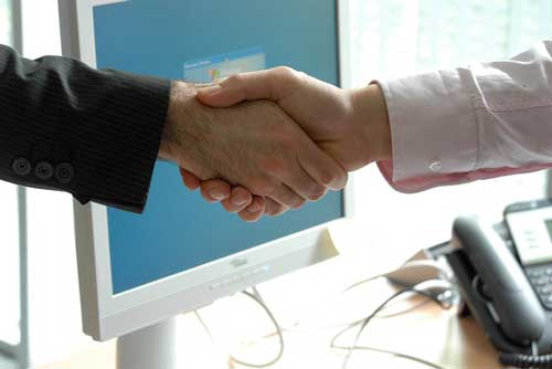 Handshake-after-job-interview