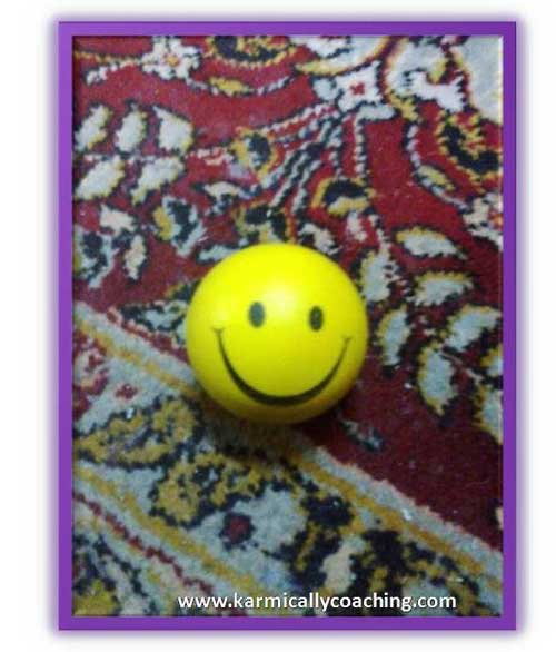 Smiley ball for reducing stress